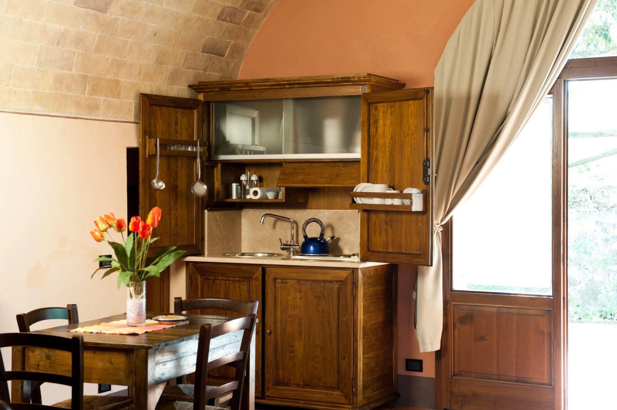 Sarna Residence San Quirico dʼOrcia Exterior foto